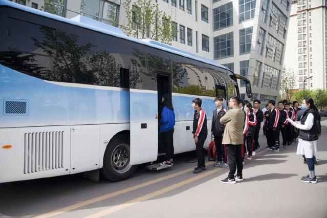 去醫(yī)院體檢已過時，移動醫(yī)療車讓體檢更便捷