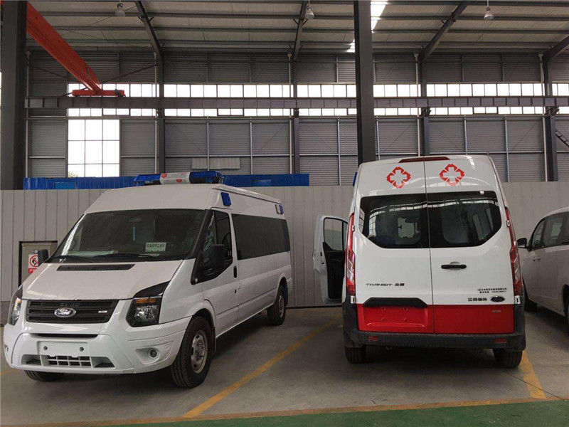 救護(hù)車購買的時候注意事項有哪些？這一點(diǎn)非常重要02